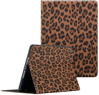 Selencia Sabi Bookcase met panterprint voor de Apple iPad 9 (2021) 10.2 inch / iPad 8 (2020) 10.2 inch / iPad 7 (2019) 10.2 inch - Mocha Brown Bruin