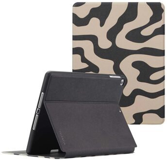 Selencia Vivid tablethoes voor de Apple iPad 6 (2018) 9.7 inch / iPad 5 (2017) 9.7 inch - Art Wave Black Meerkleurig