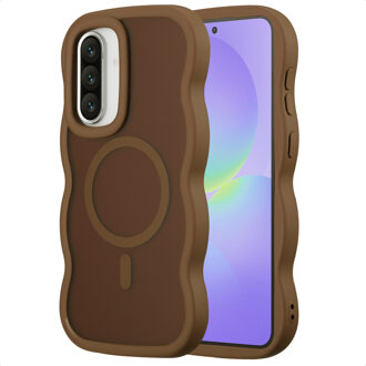 Selencia Wavy Backcover met MagSafe voor de Samsung Galaxy A36 / A56 - Mocha Brown Bruin