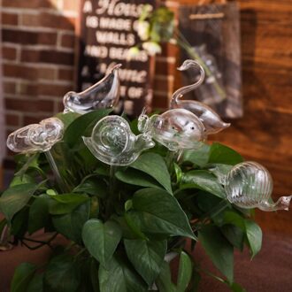 Self Watering Apparaat Tuin Transparant Cartoon Dier Vormige Automatische Druipen Sprinkler Bloempot Gieter Gereedschap wit