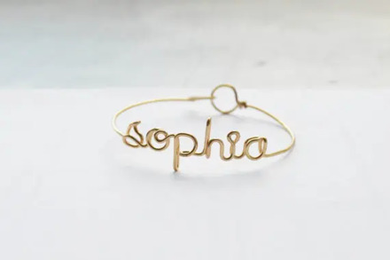 Senfai Handmade Custom Name Bracelet Personalized Wire Bangle Hot Sales Charm High Quality Bangle Best Gift To Friends