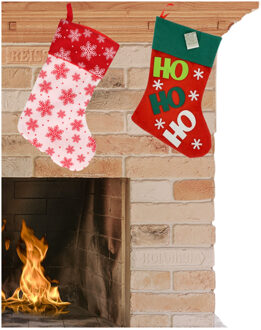 Set van 2x stuks kerstsokken H40 en H45 cm rood/wit en rood/groen