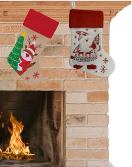 Set van 2x stuks kerstsokken H45 en H46 cm met kerstman en rendier