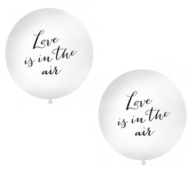 Set van 2x stuks mega ballonnen wit met Love is in the air tekst  - Bruiloft feestartikelen en versieringen - 1 meter diameter