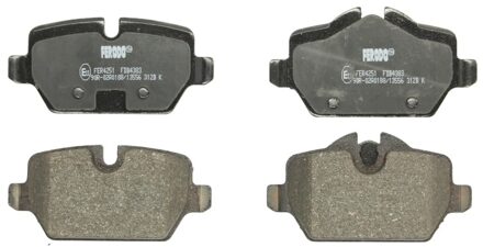Set van 4 remblokken FDB4383