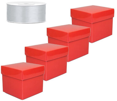 Set  van 4 vierkante cadeau doosjes rood 10 x 10 cm en 1 rol kadolint / sierlint zilver 25 meter