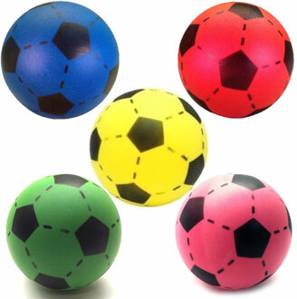 Set van 5x stuks foam soft voetballen - in 5x kleuren - Dia 20 cm - speelgoed