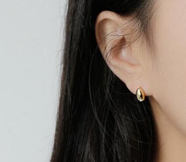 Shanice Eenvoudige Shape Charm 925 Sterling Zilveren Sieraden Vintage Glad Gezicht Geometrische Ovale Stud Earring Voor Vrouwen goud