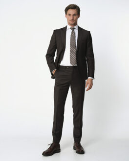 Shaped fit pak Bruin - 48