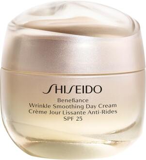 SHISEIDO Benefiance Wrinkle Smoothing Dagcréme SPF25 - 50 ml