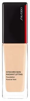 SHISEIDO Synchro Skin Radiant Lifting Foundation SPF 35 PA++++ 130 Opal