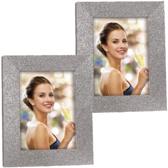 Shoppartners 2x Stuks Houten Fotolijstje Zilver Met Glitters Geschikt Voor Een Foto Van 10 X 15 Cm - Fotolijsten Zilverkleurig