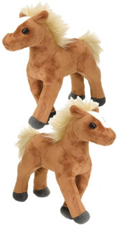 Shoppartners 2x stuks pluche knuffel paard bruin 20 cm - Knuffel boederijdieren