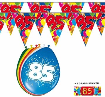 Shoppartners 85 jaar versiering pakket - 2x 85 jaar vlaggenlijn - 8x ballonnen - gratis sticker Multi