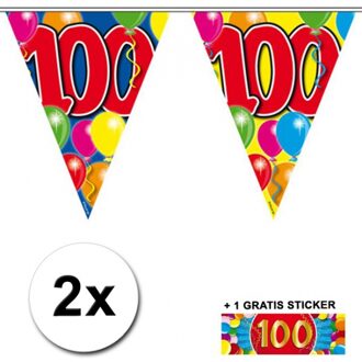 Shoppartners Leeftijd versiering - 2x vlaggenlijnen 100 jaar - met gratis sticker - feestartikelen - verjaardag
