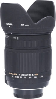 Sigma Tweedehands Sigma 18-250mm f/3.5-6.3 DC OS HSM Macro Nikon CM7091 Zwart