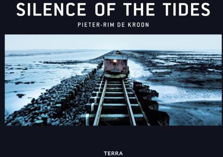 Silence Of The Tides - (ISBN:9789089898371)