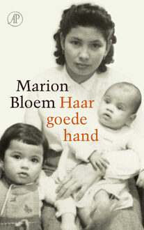 Singel Uitgeverijen Haar goede hand - Boek Marion Bloem (9029505184)