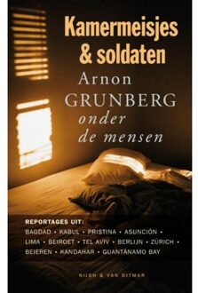 Singel Uitgeverijen Kamermeisjes en soldaten - Boek Arnon Grunberg (9038890885)