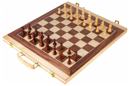 Small Foot Backgammon en schaakspel