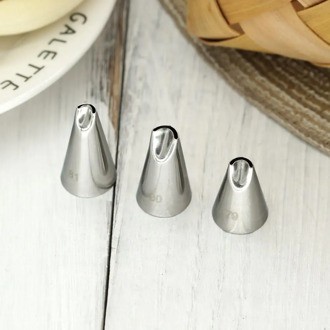 Small Size Chrysanthemum Nozzles For Cakes Fondant Decorating Pastry Flower Cream Icing Piping Tips Kitchen Baking Tools