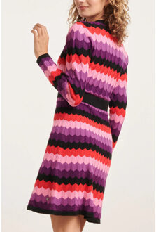 Smashed Lemon 23831 paarse multi zigzag print v-hals jurk | Veelkleurig