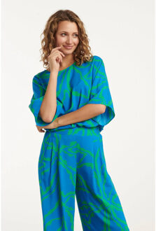 Smashed Lemon 25067 top met grafische bloemenprint | Blauw - S