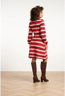 Smashed Lemon Damesgebreide jurk zand met golfpatroon pof... | - maat XL Rood