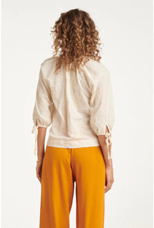 Smashed Lemon Luchtige off- blouse met sierlijk borduurwerk | Wit - XL