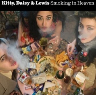 Smoking In Heaven - Daisy Kitty & Lewis