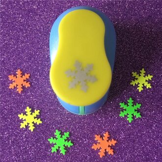 Sneeuw vorm 5/8 "(1.6 cm) EVA foam stempels papier cutter voor wenskaart handgemaakte DIY craft punch cortador de papel de scrapbook