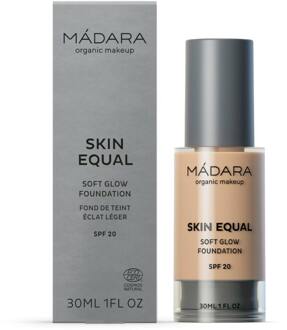 Soft Glow Foundation SPF15 - Ivory
