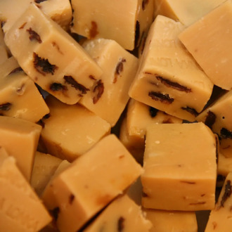 Soft Iris Lonka with taste of rum-raisin 100 gr.