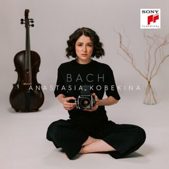 Sony Bach: Cello Suites - Anastasia Kobekina