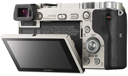 Sony systeemcamera A6000 + 16-50mm F/3.5-5.6 OSS lens (Zilver)