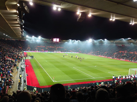 Southampton FC vs Hull City (Championship) (Vliegtuig)