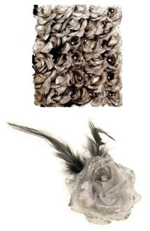 Spaanse of Hawaii thema haarbloem - zilver - met speld/elastiek - verkleden - kunststof