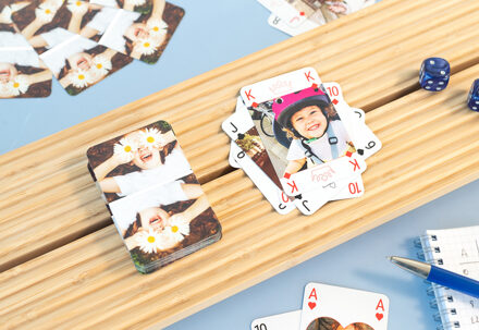 Speelkaarten met gepersonaliseerde voor- en achterkant