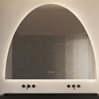 Spiegel Gliss Design Eos 120x120cm Met Ronding Naar Boven En Spiegelverwarming