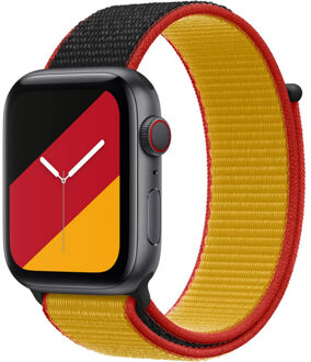 Sport Loop band voor de Apple Watch Series 1 t/m 9 / SE (38/40/41 mm) | Series 10 / 11 (42 mm) - Germany Meerkleurig - 41 mm