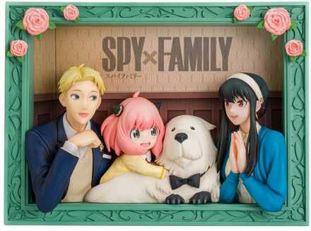 Spy x Family PVC Statue The Forgers 13 cm