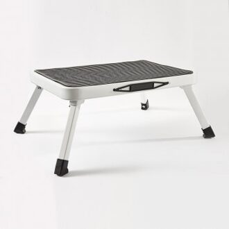 Stalen huishoudtrapje