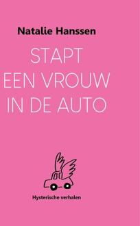 Stapt een vrouw in de auto