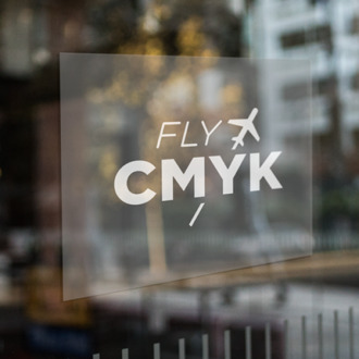 Statische raamfolie op maat bestellen - ideaal voor tijdelijke promotieacties drukken