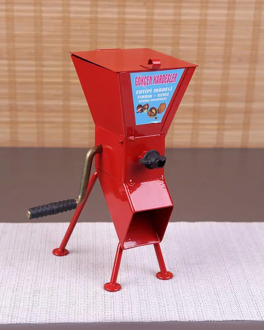 Steel Easy Nutcracker Nutshell Crack Almond Walnut Pecan Hazelnut Kitchen Nut Tool Crushing Machine Sheller Cracker Grinder