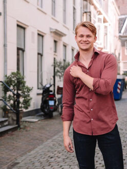 Steen knitted shirt - maat 42 (L) Rood