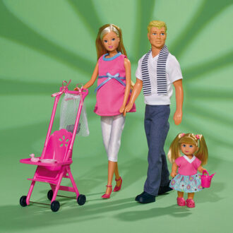 Steffi Gezin Met Kevin, Evi En Baby