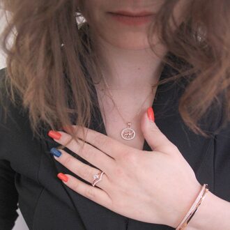 Stier Zodiac hangers - Roségoud en kristal