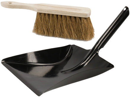 Stoffer en blik van zwart metaal en kokosvezel voor binnen en buiten