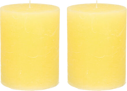 Stompkaars/cilinderkaars - 2x - geel - 7 x 9 cm - middel rustiek model